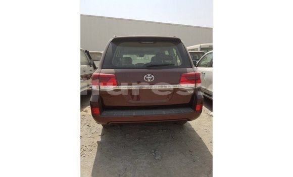 Acheter Import Voiture Toyota Land Cruiser Marron à Import - Dubai, Estuaire Acheter Import Voiture Toyota Land Cruiser Marron à Import - Dubai, Estuaire