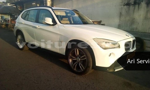 Sayi Na hannu BMW X1 White Mota in Libreville a estuary Sayi Na hannu BMW X1 White Mota in Libreville a estuary