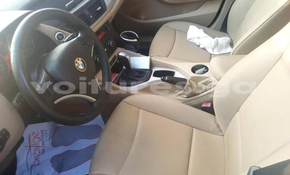 Sayi Na hannu BMW X1 White Mota in Libreville a estuary Sayi Na hannu BMW X1 White Mota in Libreville a estuary