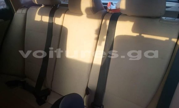 Sayi Na hannu BMW X1 White Mota in Libreville a estuary Sayi Na hannu BMW X1 White Mota in Libreville a estuary