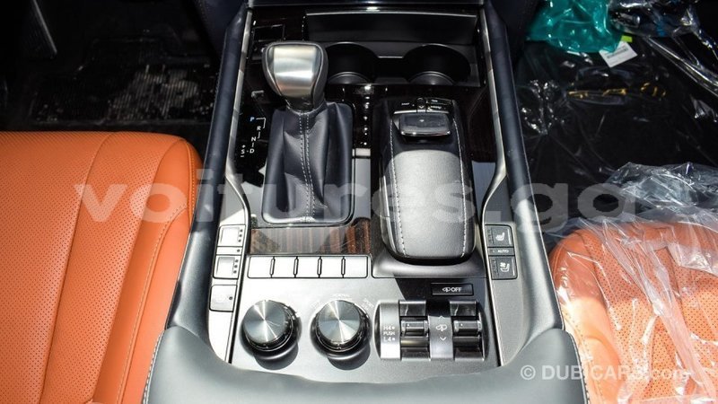 Big with watermark lexus lx estuaire import dubai 4382