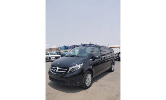 Sayi Imported Mercedes-Benz 250 Black Mota in Import - Dubai a estuary Sayi Imported Mercedes-Benz 250 Black Mota in Import - Dubai a estuary