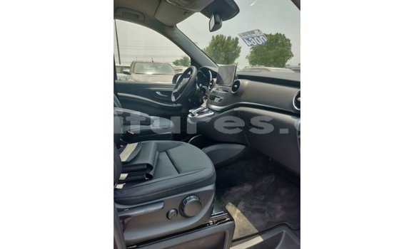 Sayi Imported Mercedes-Benz 250 Black Mota in Import - Dubai a estuary Sayi Imported Mercedes-Benz 250 Black Mota in Import - Dubai a estuary
