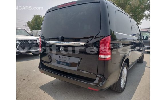 Sayi Imported Mercedes-Benz 250 Black Mota in Import - Dubai a estuary Sayi Imported Mercedes-Benz 250 Black Mota in Import - Dubai a estuary