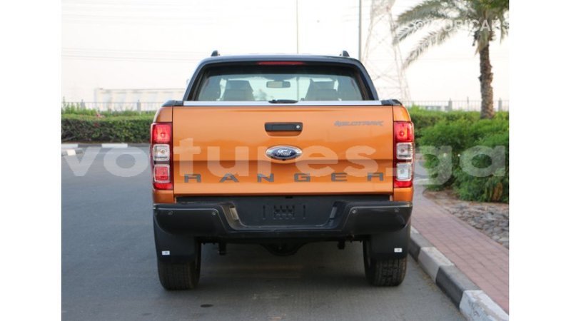 Big with watermark ford ranger estuaire import dubai 4385