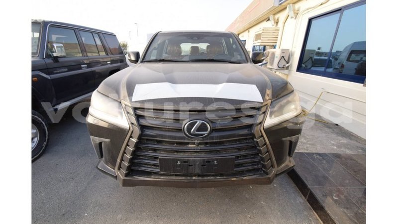 Big with watermark lexus lx estuaire import dubai 4386