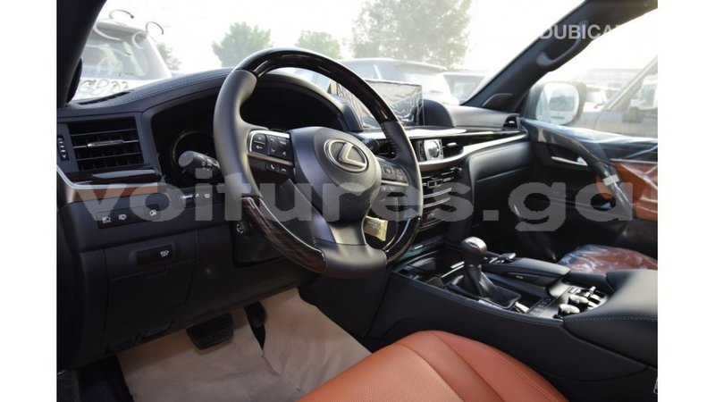 Big with watermark lexus lx estuaire import dubai 4386