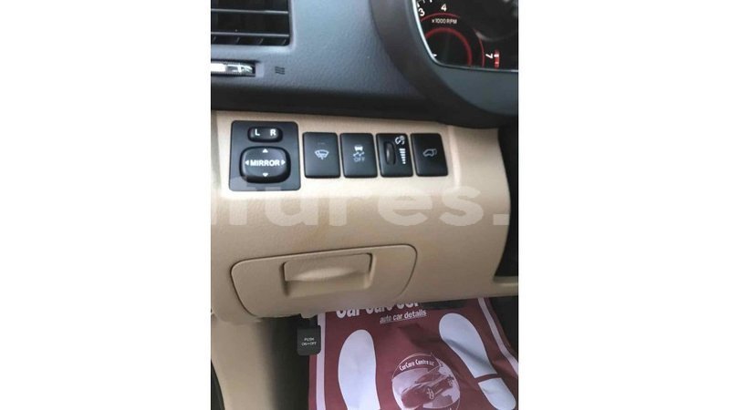 Big with watermark toyota highlander estuaire import dubai 4387