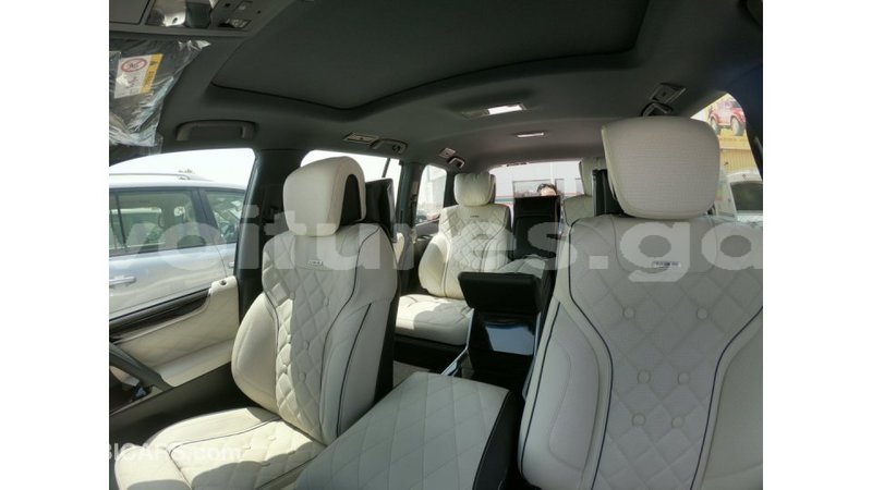 Big with watermark lexus lx estuaire import dubai 4389