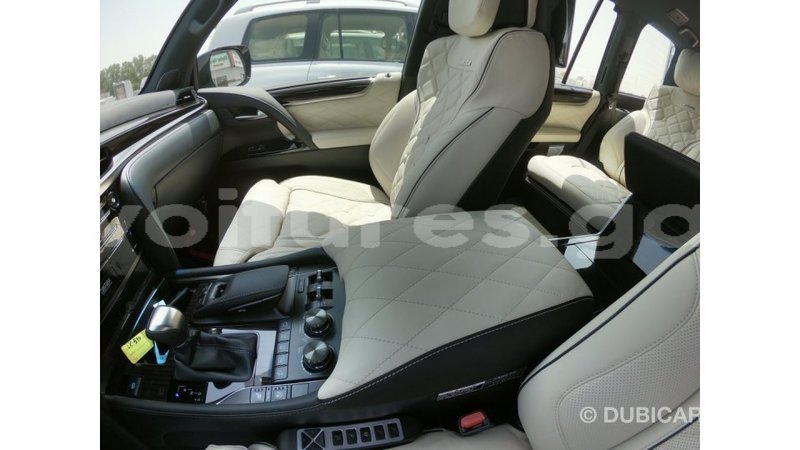 Big with watermark lexus lx estuaire import dubai 4389