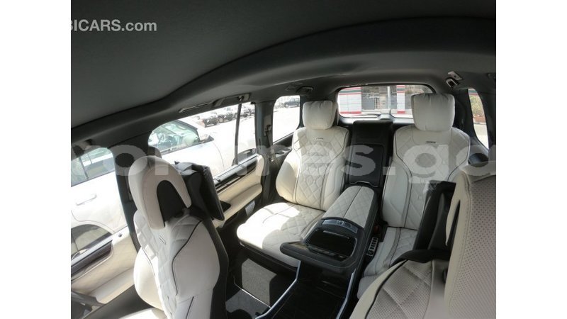 Big with watermark lexus lx estuaire import dubai 4389