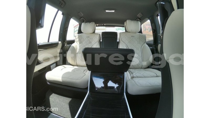 Big with watermark lexus lx estuaire import dubai 4389