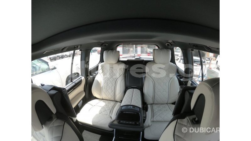 Big with watermark lexus lx estuaire import dubai 4389