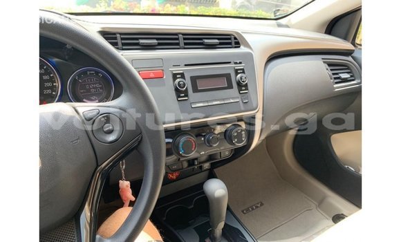 Acheter Import Moto Honda C Autre à Import - Dubai, Estuaire Acheter Import Moto Honda C Autre à Import - Dubai, Estuaire