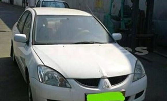 Acheter Occasion Voiture Mitsubishi Lancer Blanc à Libreville, Estuaire
