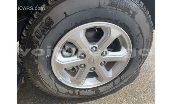 Acheter Import Voiture Mitsubishi L200 Noir à Import - Dubai, Estuaire Acheter Import Voiture Mitsubishi L200 Noir à Import - Dubai, Estuaire