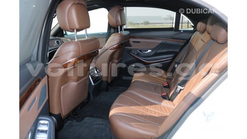 Big with watermark mercedes benz 190 estuaire import dubai 4408