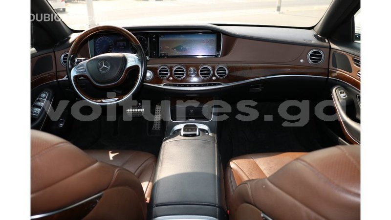 Big with watermark mercedes benz 190 estuaire import dubai 4408