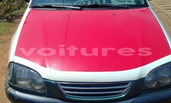 Acheter Occasion Voiture Toyota Avensis Rouge à Libreville, Estuaire