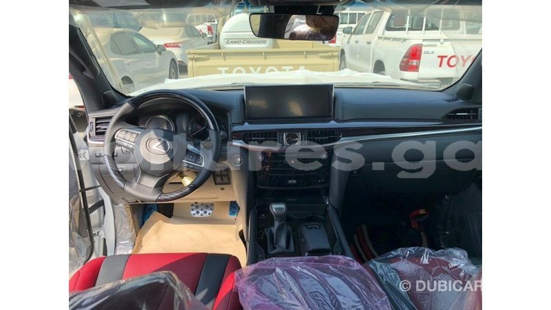 Big with watermark lexus lx estuaire import dubai 4414