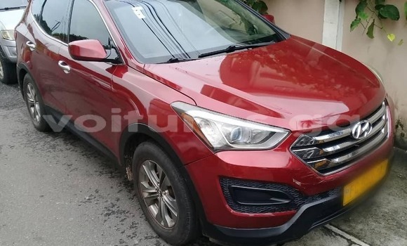 Sayi Na hannu Hyundai Santa Fe Red Mota in Libreville a estuary Sayi Na hannu Hyundai Santa Fe Red Mota in Libreville a estuary