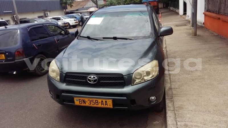 Big with watermark toyota rav4 estuaire libreville 4427