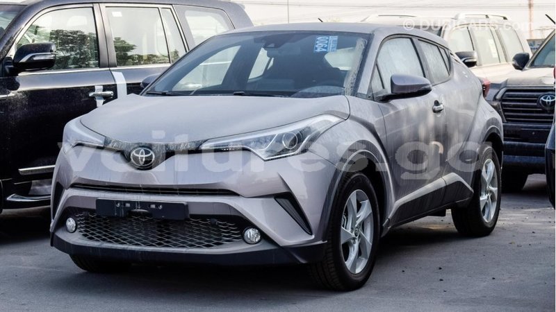 Big with watermark toyota c hr estuaire import dubai 4446