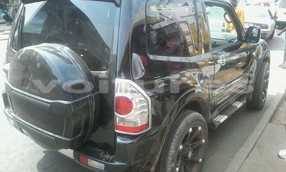 Acheter Occasion Voiture Mitsubishi Pajero Noir à Libreville, Estuaire Acheter Occasion Voiture Mitsubishi Pajero Noir à Libreville, Estuaire
