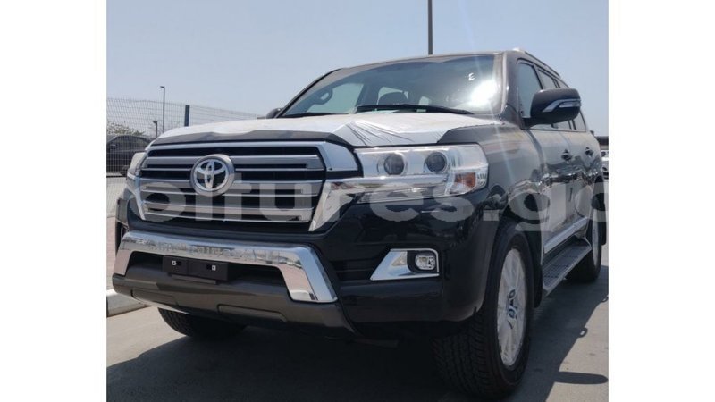 Big with watermark toyota land cruiser estuaire import dubai 4449