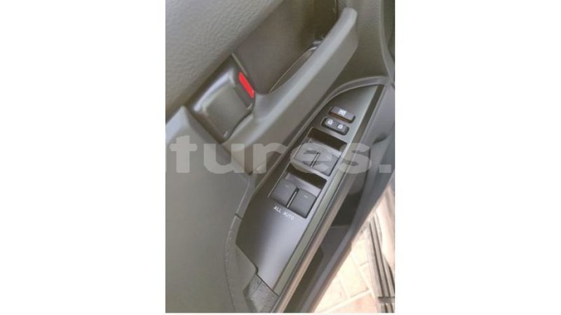 Big with watermark toyota land cruiser estuaire import dubai 4450