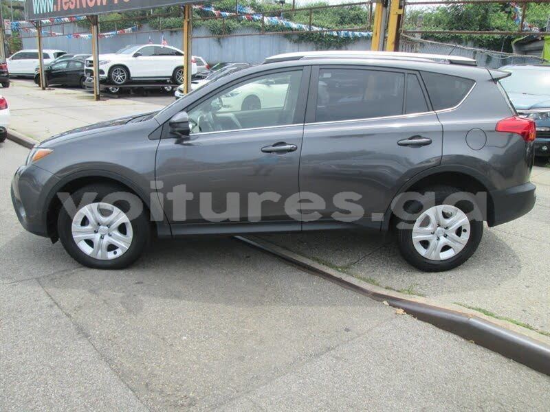 Big with watermark toyota rav4 estuaire libreville 4458