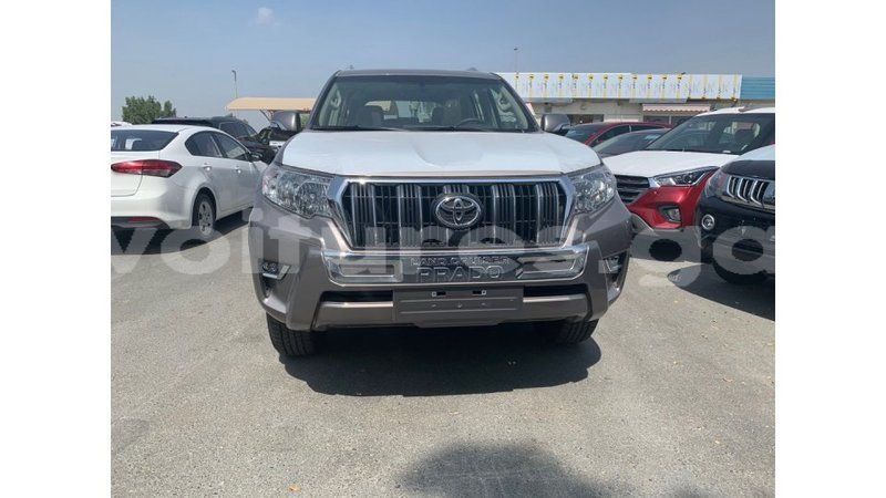 Big with watermark toyota prado estuaire import dubai 4459