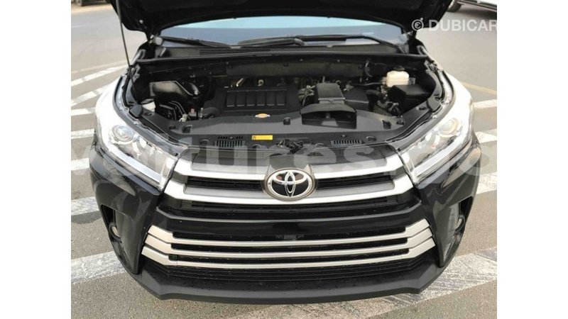 Big with watermark toyota highlander estuaire import dubai 4461