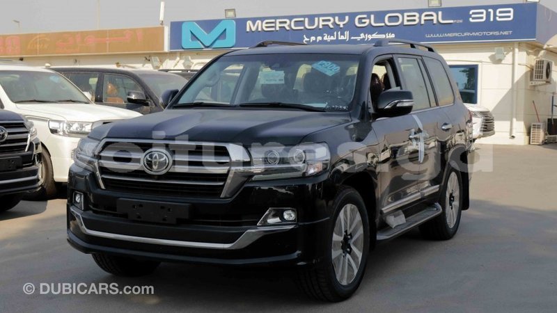 Big with watermark toyota land cruiser estuaire import dubai 4462