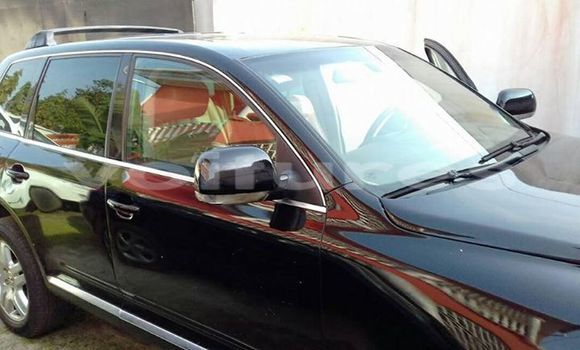 Sayi Na hannu Volkswagen Touareg Black Mota in Libreville a estuary Sayi Na hannu Volkswagen Touareg Black Mota in Libreville a estuary