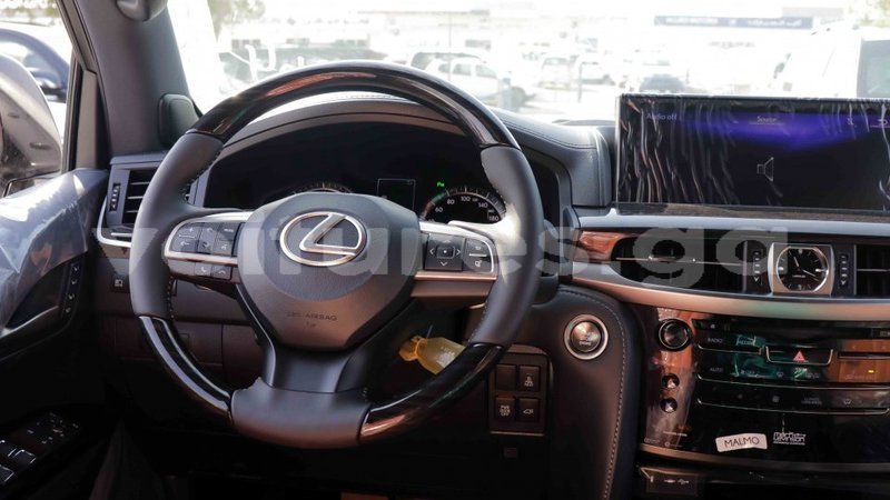 Big with watermark lexus lx estuaire import dubai 4464