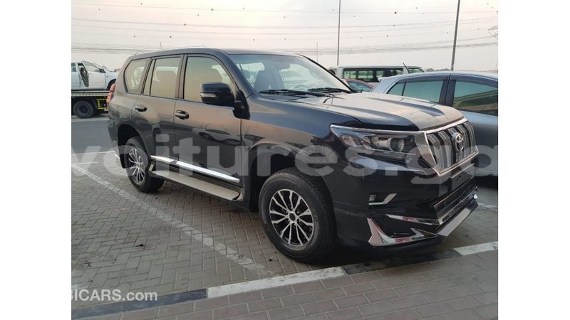 Big with watermark toyota prado estuaire import dubai 4466