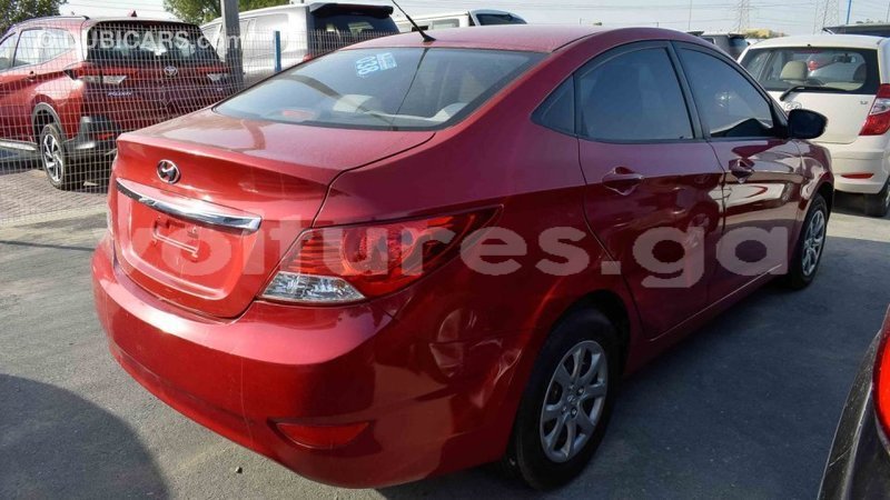 Big with watermark hyundai accent estuaire import dubai 4468