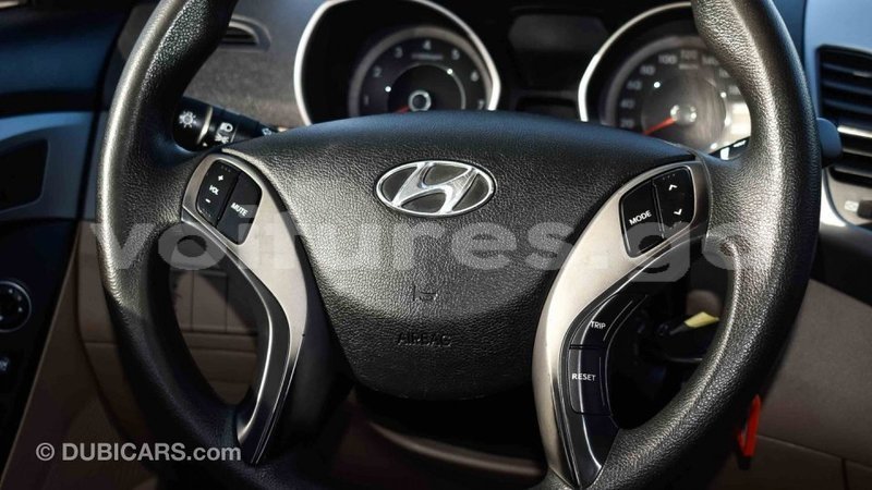 Big with watermark hyundai elantra estuaire import dubai 4469