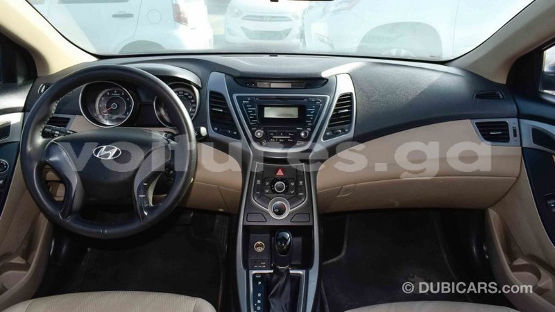 Big with watermark hyundai elantra estuaire import dubai 4471