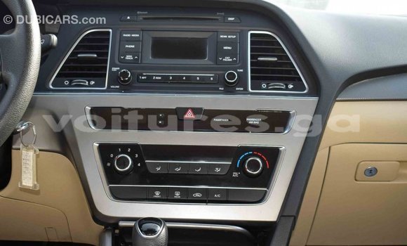 Acheter Import Voiture Hyundai Sonata Marron à Import - Dubai, Estuaire Acheter Import Voiture Hyundai Sonata Marron à Import - Dubai, Estuaire