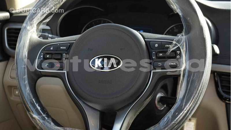 Big with watermark kia optima estuaire import dubai 4474