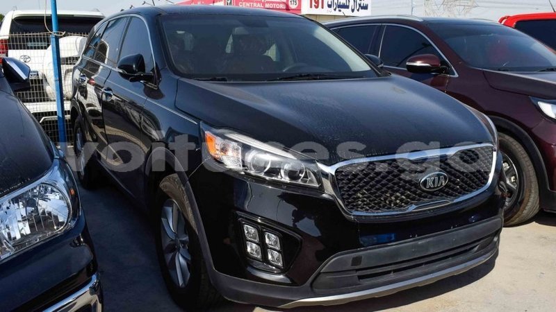 Big with watermark kia sorento estuaire import dubai 4476