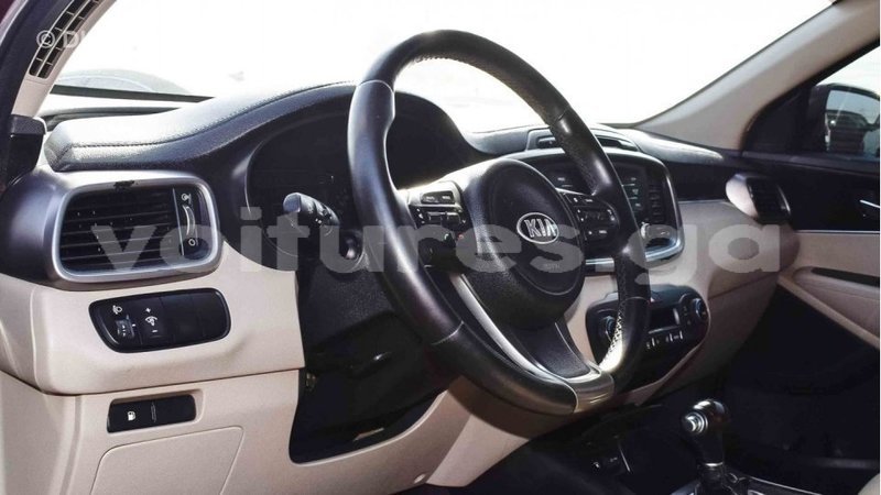 Big with watermark kia sorento estuaire import dubai 4477