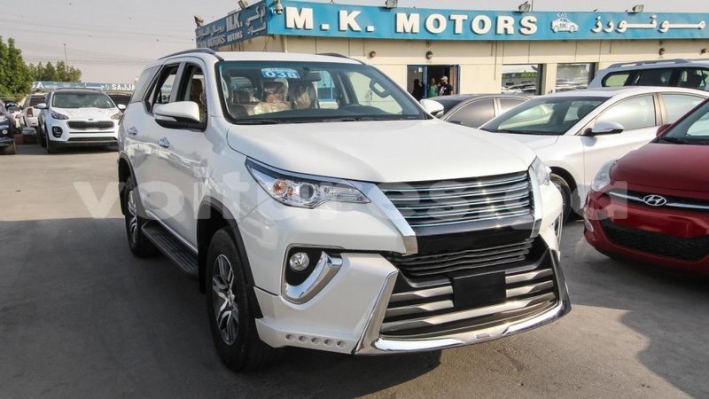 Big with watermark toyota fortuner estuaire import dubai 4478