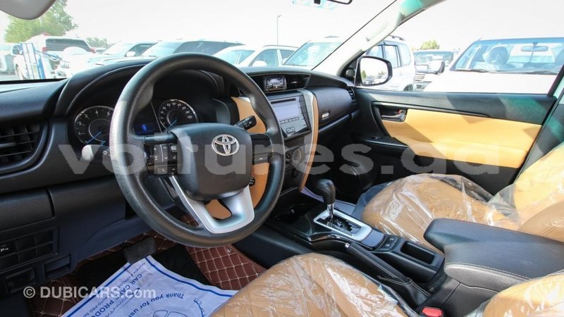 Big with watermark toyota fortuner estuaire import dubai 4478