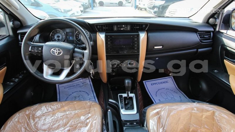 Big with watermark toyota fortuner estuaire import dubai 4478