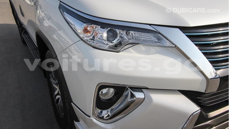 Big with watermark toyota fortuner estuaire import dubai 4478