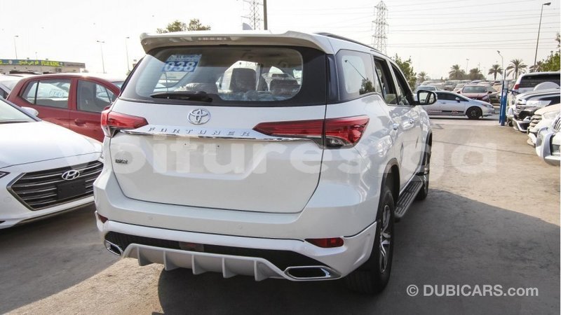 Big with watermark toyota fortuner estuaire import dubai 4478