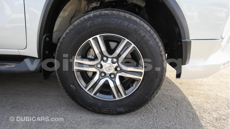 Big with watermark toyota fortuner estuaire import dubai 4478